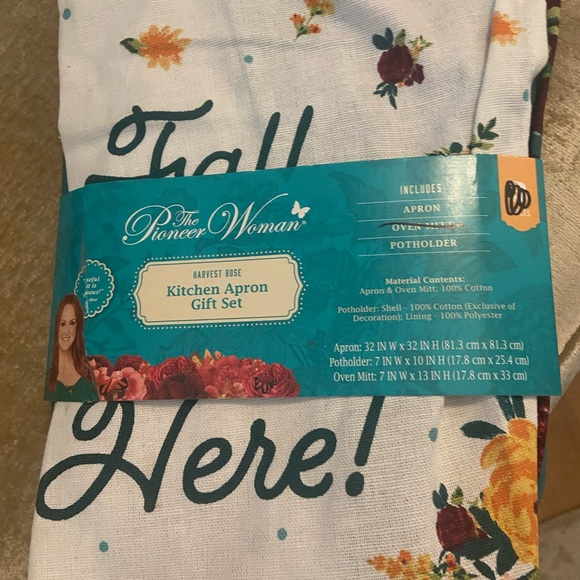 The Pioneer Woman Floral Kitchen Apron Fall Set Ruffles - Picture 3 of 4